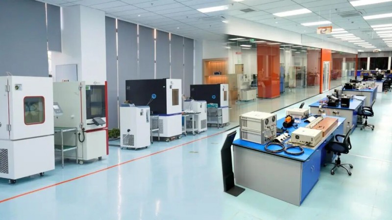 敲鐘上市！精創(chuàng)電氣登陸北交所，開(kāi)啟以網(wǎng)絡(luò)技術(shù)為核心的嶄新征程